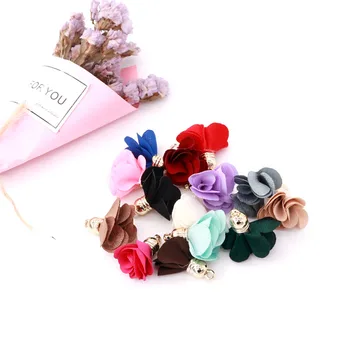 25mm pandantiv Floare bijuterii accesorii material cârpă mic pandantiv colorate, proaspete si frumoase flori mici 50 de bucati