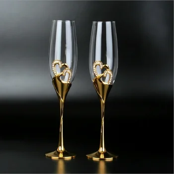 Cristal incrustate cu diamante de înaltă picior pahar de vin roșu și o sticlă de șampanie 2 perechi de o pereche costum de familie cutie de cadou de grad înalt creative
