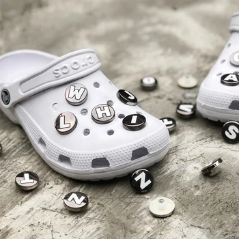 Moda Fierbinte de Vânzare Farmecele pentru Croc DIY All-meci Stras Grădină Scrisoare de Pantofi Cataramă de Produs Finit Croc Accesorii de Calitate