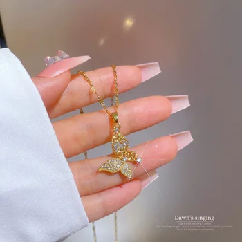 [Titan] Lumina de Lux Plin de Diamante Micro-încrustat Zircon Fluture Minunat de Lux Colier de Cupru Placat cu Aur Pandantiv