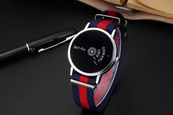 Versiunea coreeană de tendința de moda ceasuri bărbați ceasuri de moda caracteristici concept de ceas de secunde student masa de oameni