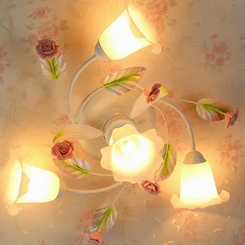În stil European, grădină camera de zi Romantic Restaurante fier forjat alb roz flori ceramice abajur de sticla Plafon Lampă c142